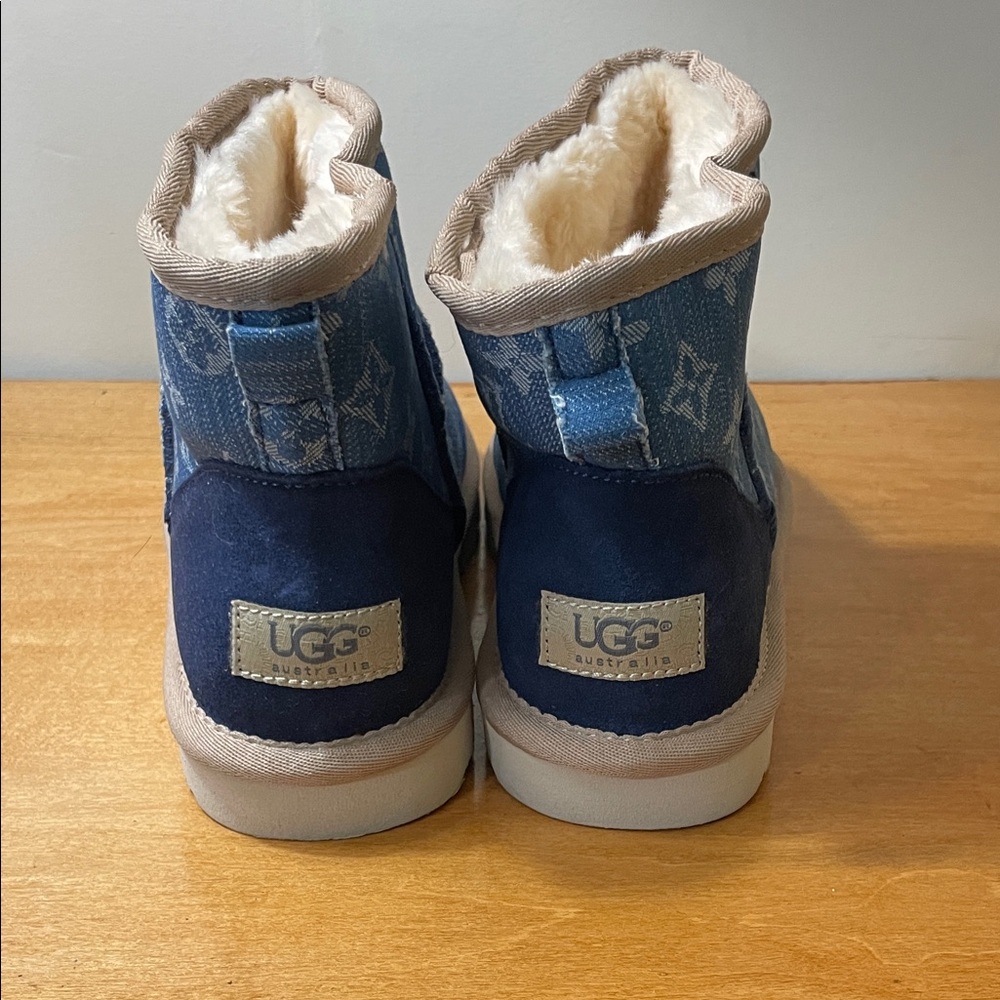 UGG Blue Denim Logo Pattern Shearling-Lined Winte… - image 4